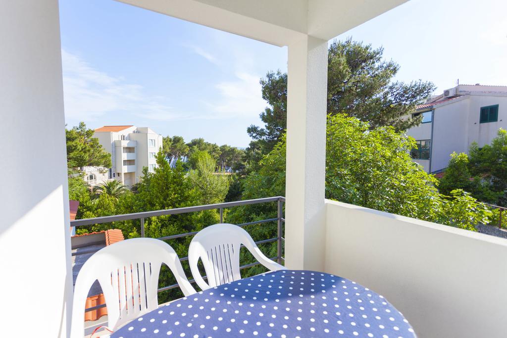 Meri Apartments - Puharic Макарска Екстериор снимка