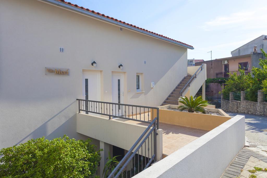 Meri Apartments - Puharic Макарска Стая снимка